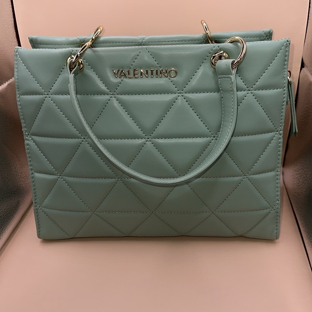 VALENTINO SHOPPING CARNABY NWOT - Picture 3 of 6